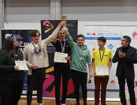 JU students become Central European champions in team programming